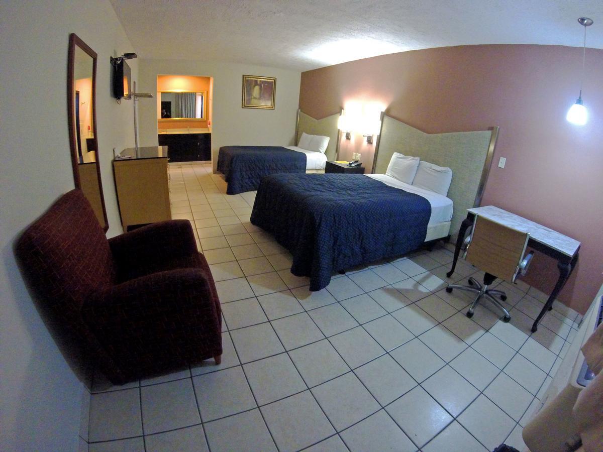 Las Torres Hotel Mexicali Zewnętrze zdjęcie