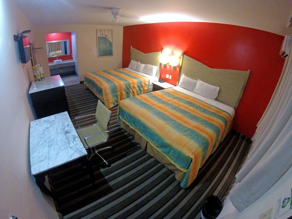 Las Torres Hotel Mexicali Zewnętrze zdjęcie