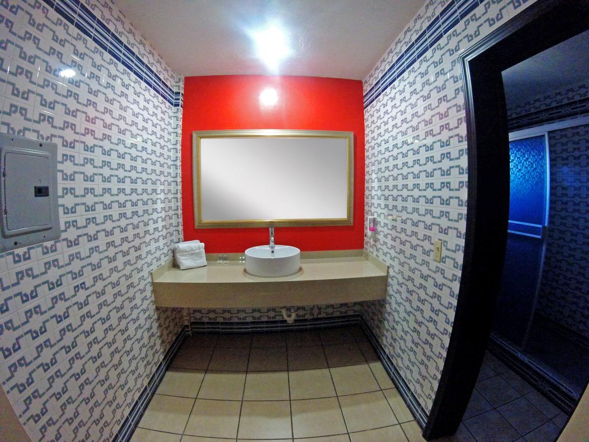 Las Torres Hotel Mexicali Zewnętrze zdjęcie
