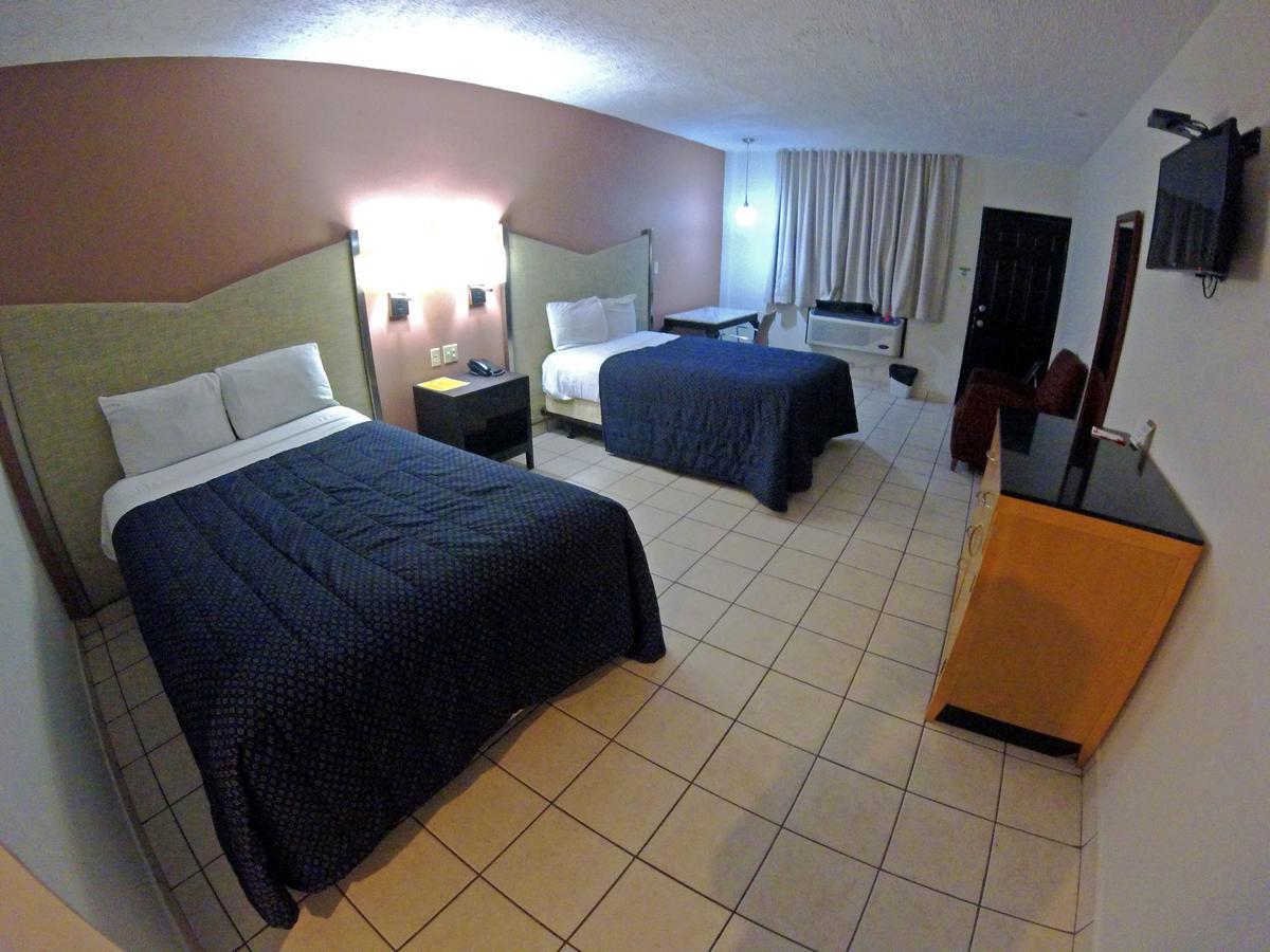 Las Torres Hotel Mexicali Zewnętrze zdjęcie