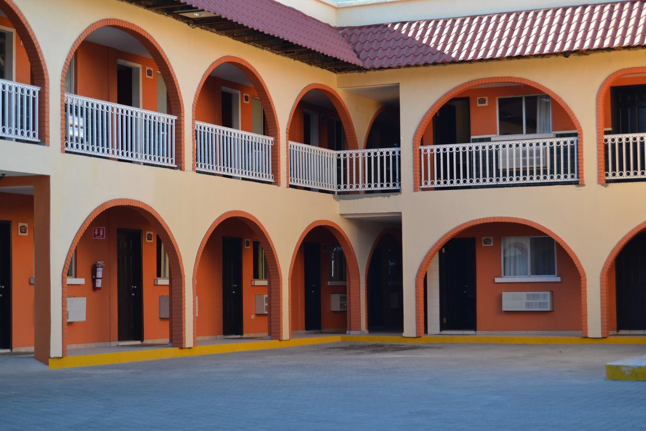 Las Torres Hotel Mexicali Zewnętrze zdjęcie