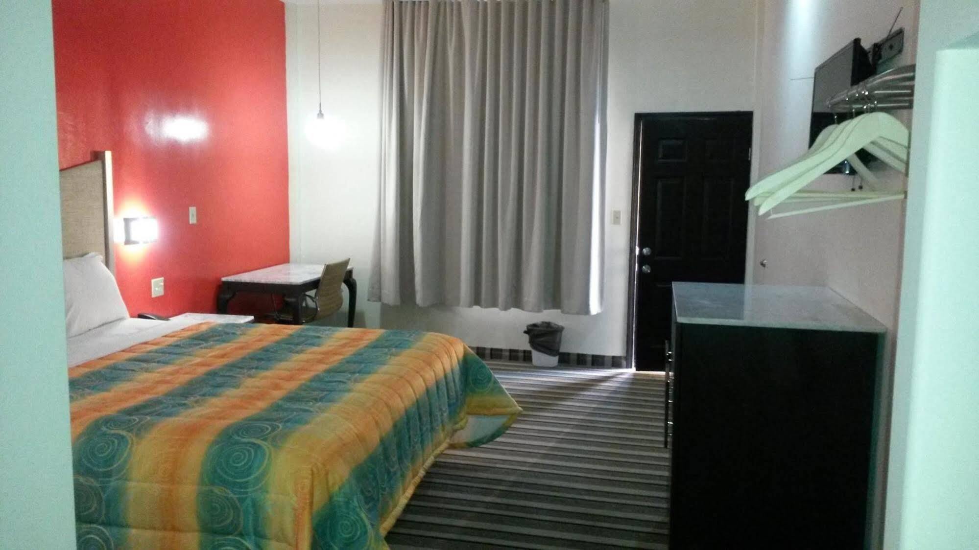 Las Torres Hotel Mexicali Zewnętrze zdjęcie